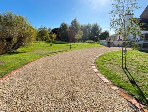 Photo 23- click for photo gallery